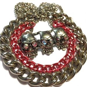Chain Link Metal & Pink Three Skull Necklace